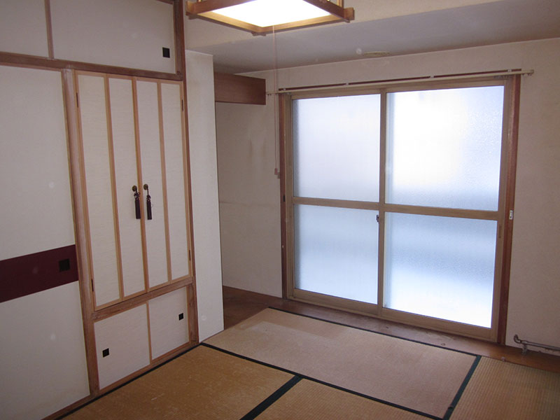 暗い雰囲気の和室を明るい洋室へ大改造！